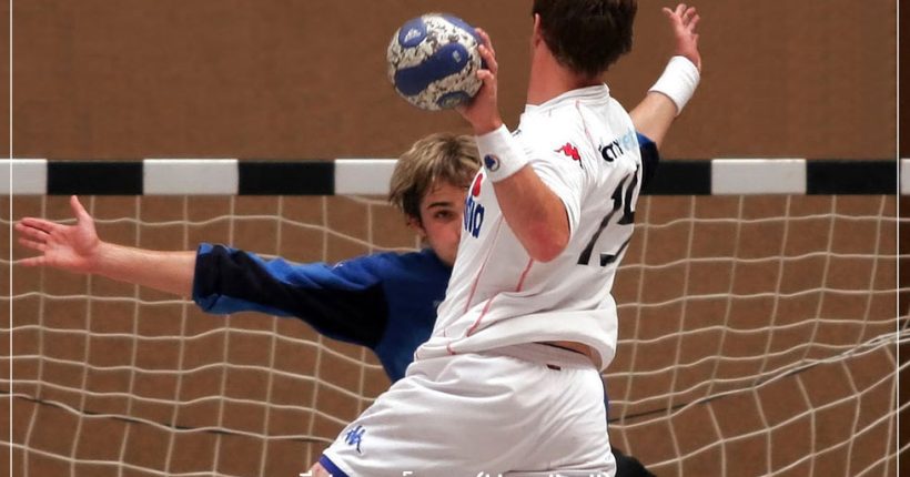 กีฬาแฮนด์บอล (Handball)